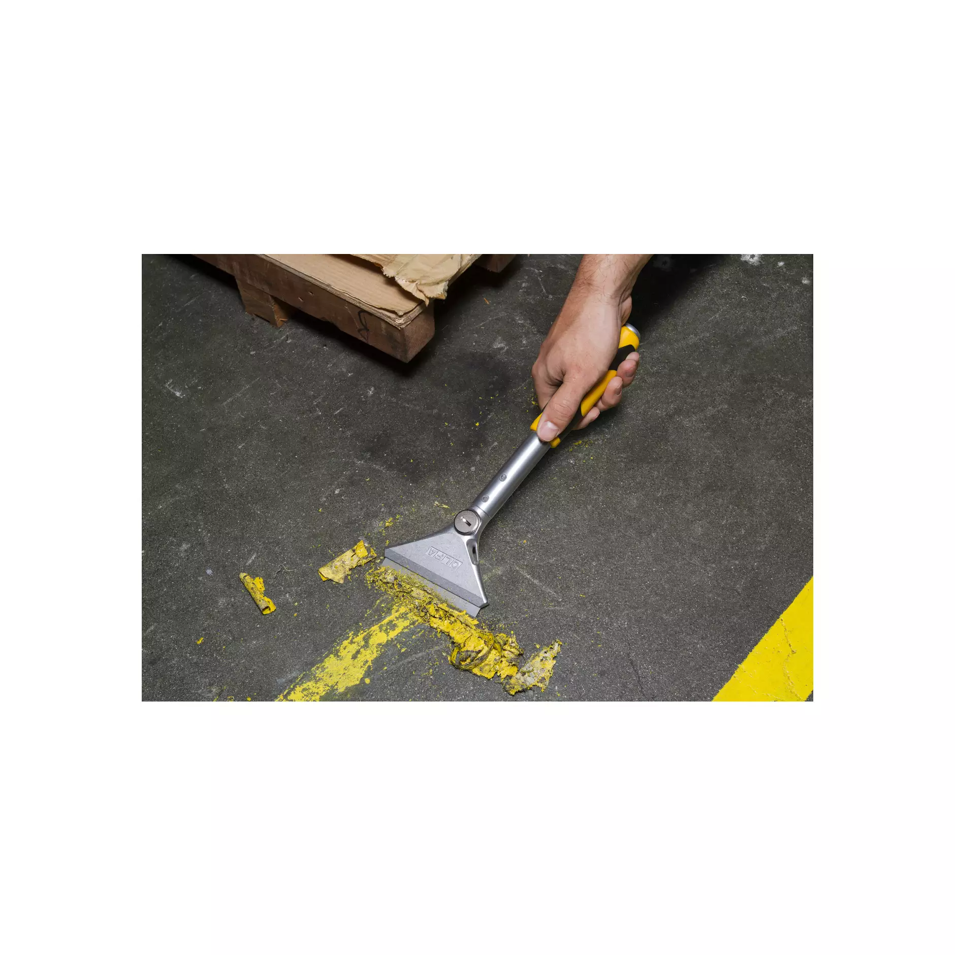 403300_OLFA_Schaber_XSR-300_Anwendung_1