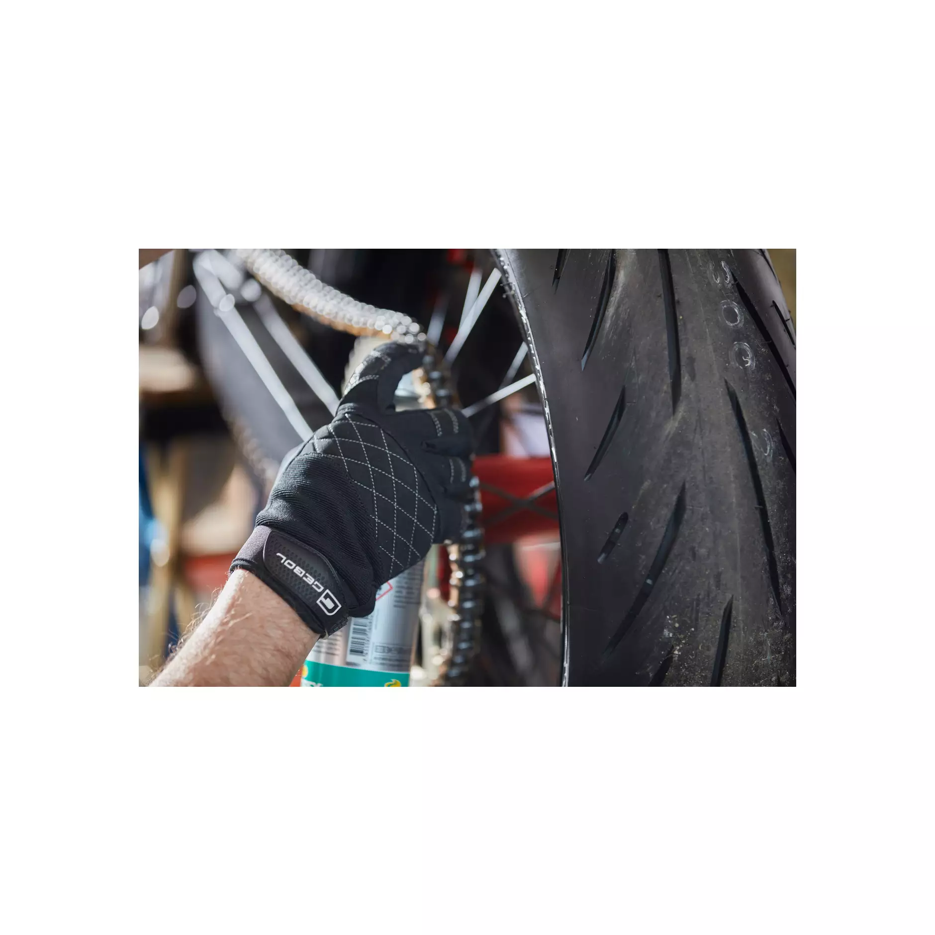 709880-83_Master Grip (3)@0,75x
